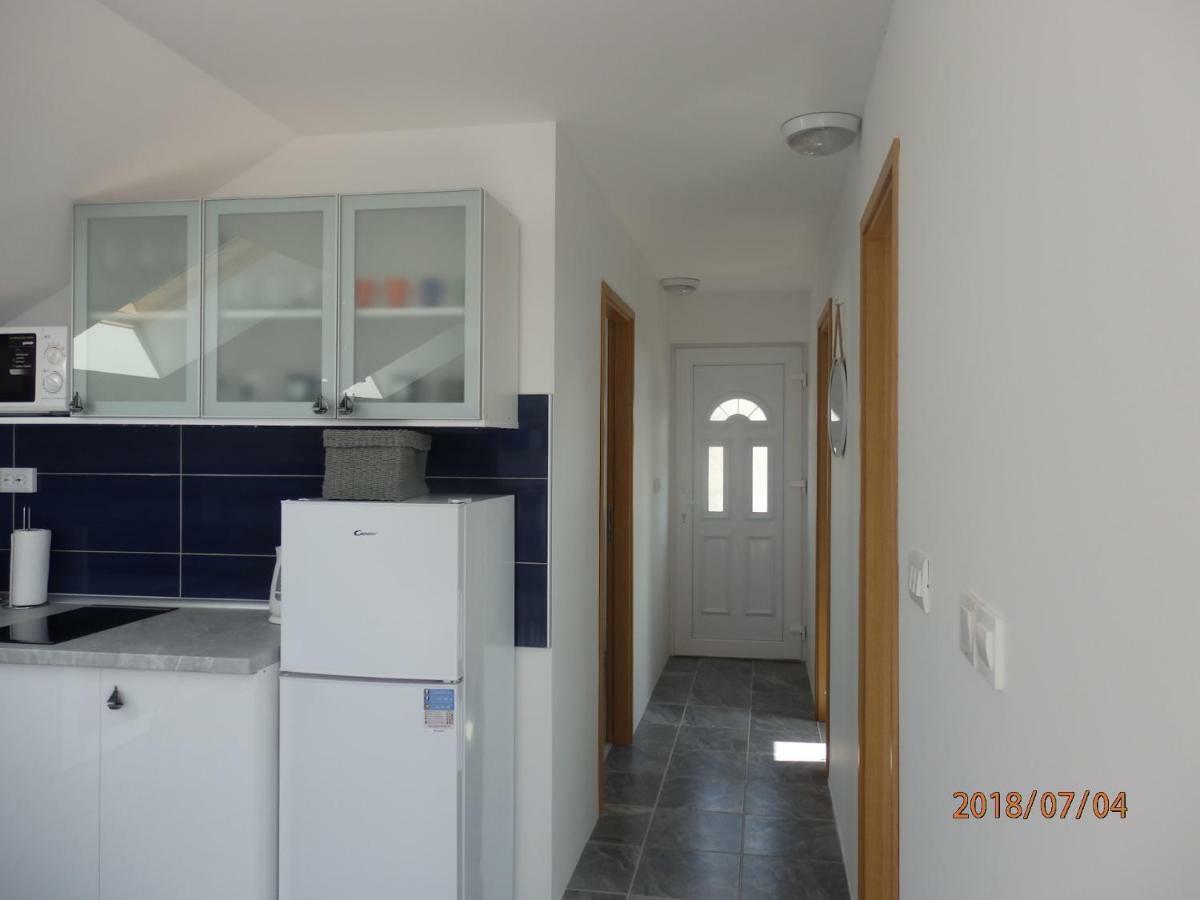 Apartman M&M Milna  Kültér fotó