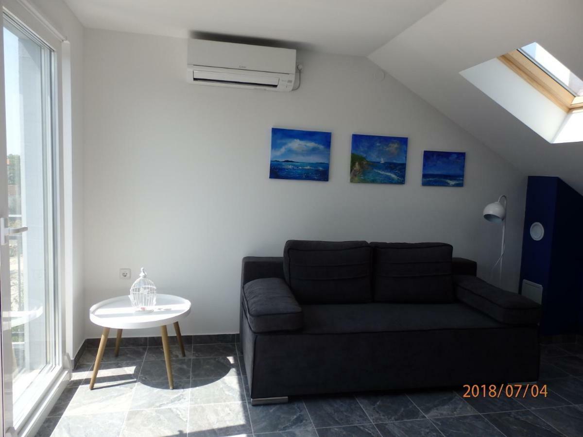 Apartman M&M Milna  Kültér fotó